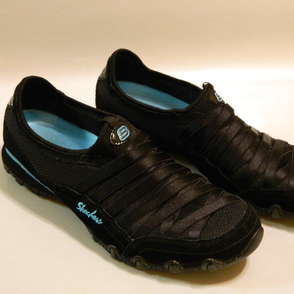 SKECHERS FIXATION Womens Athletic Shoes Sz 10 EUC